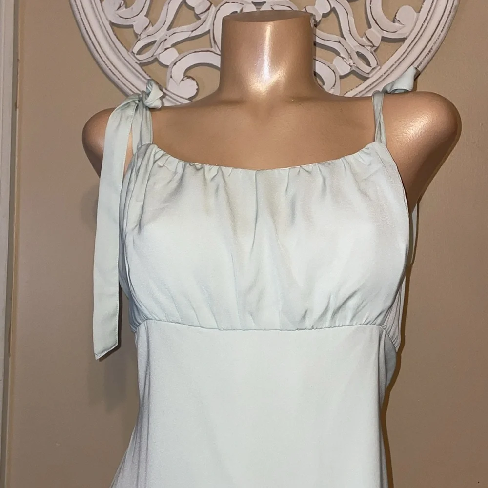 Abercrombie & Fitch women’s dress large mini tie shoulder green flowy empire - Picture 2 of 9